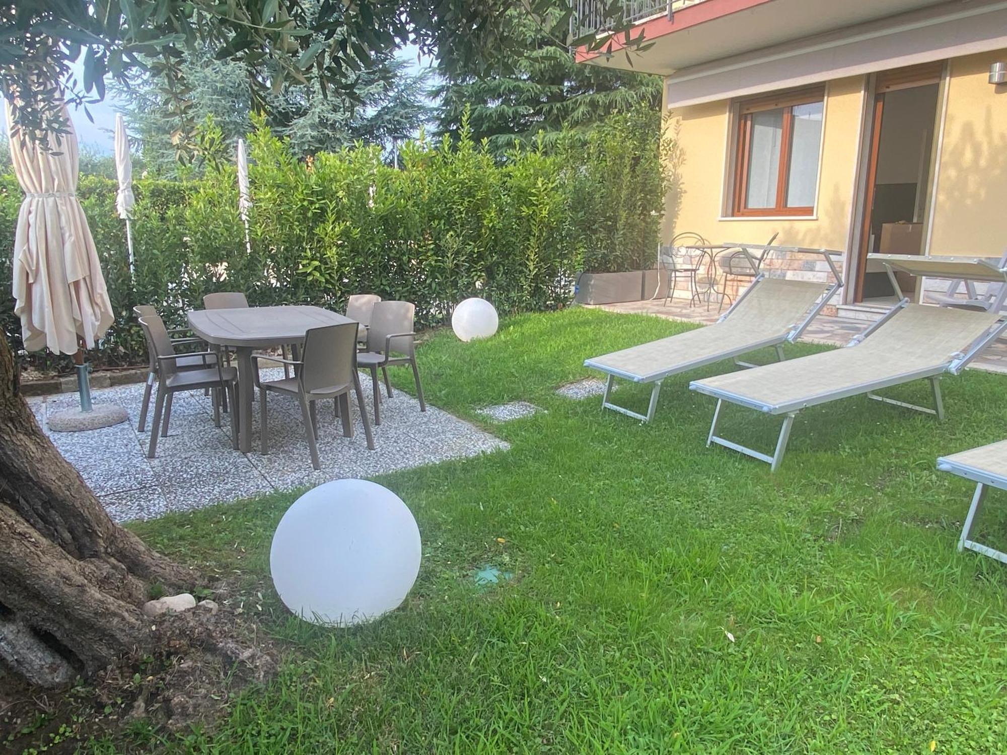 Appartamenti Hera Lazise Extérieur photo